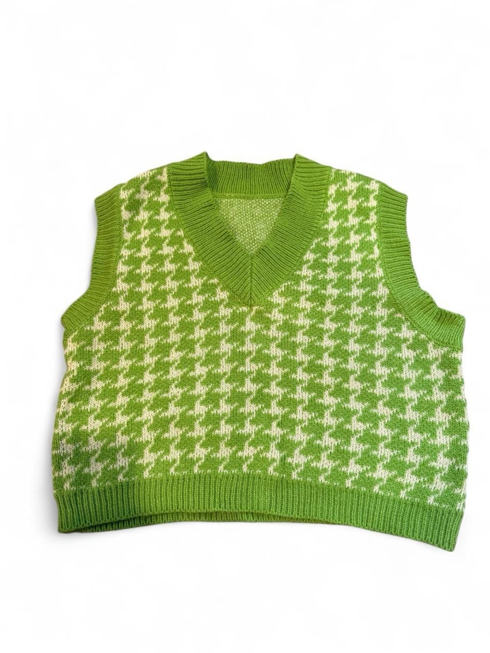 SHEIN Green and White Houndstooth Knit Crop Sweater Vest